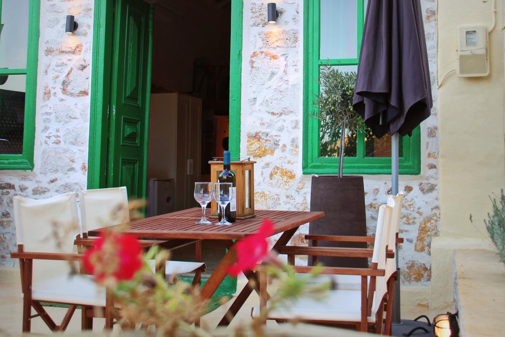 Hypate, Traditional Island Cottage Chalki Town Eksteriør bilde